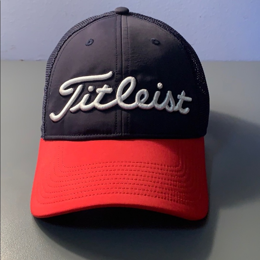Titleist USA golf hat
